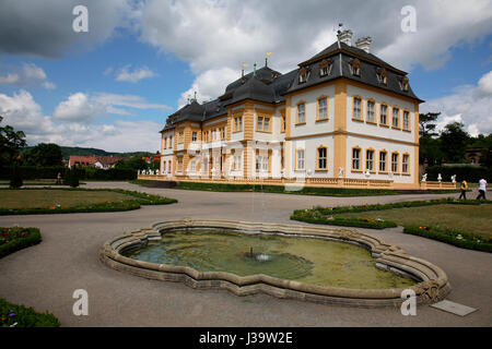 Schloss Veithoechheim, ehemalige Sommerresidenz der Fuerstbischoefe von Wuerzburg, Veitshoechheim, Unterfranken, Bayern, Deutschland Foto Stock