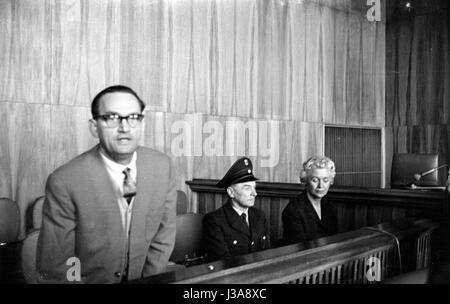 La condanna nel processo Bruehne-Ferbach a Monaco di Baviera, 1962 Foto Stock