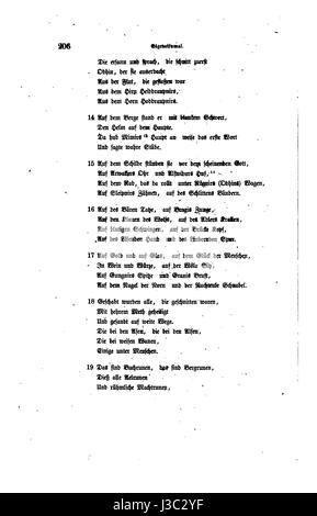 Una pagina del "Die Edda", un testo significativo della mitologia norrena, che mostra una delle antiche poesie o storie degli dei nordici. L'Edda è un'importante fonte per comprendere la cultura vichinga, le credenze e i miti. Foto Stock