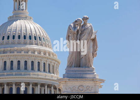 Statua di dolore e la storia del monumento di pace presso il Campidoglio US terreni edificabili - Washington DC, Stati Uniti d'America Foto Stock