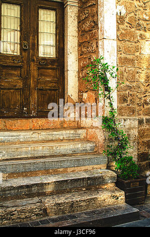 Città vecchia strada. Kaleici, Antalya, Turchia Foto Stock