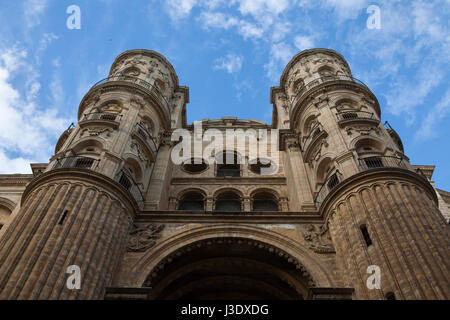 Facciata sud della Cattedrale di Malaga (Catedral de Malaga) a Malaga, in Andalusia, Spagna. Foto Stock