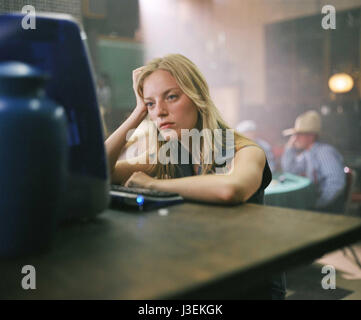 Non bussano Anno: 2005 STATI UNITI / Germania Sarah Polley Direttore: Wim Wenders Foto Stock