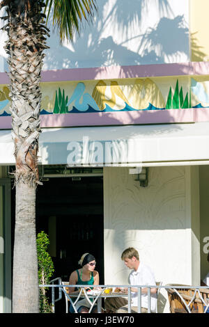 Miami Beach Florida, Ocean Drive, Ocean Water Five, hotel hotel hotel alloggio motel, Art Deco, facciata, palme, alberi, colori pastello, 30's resor Foto Stock