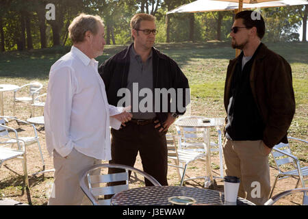 Ridley Scott Ridley Scott Regista: Ridley Scott avec Leonardo DiCaprio et Russell Crowe sur le tournage / sul set du film Mensonges d'Etat / Corpo di bugie Anno : 2008 - USA Foto Stock