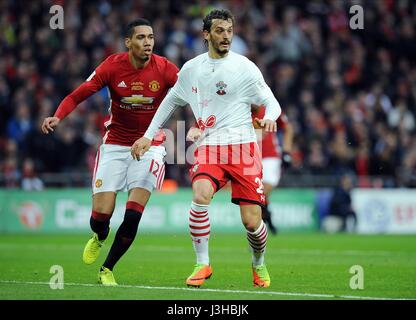 MANOLO GABBIADINI DI SOUTHAMPT MANCHESTER UNITED V SOUTHAMPTO Wembley Stadium Londra Inghilterra 26 Febbraio 2017 Foto Stock
