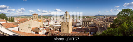 Vista panoramica della città medievale di Trujillo, Caceres, Extremadura Foto Stock