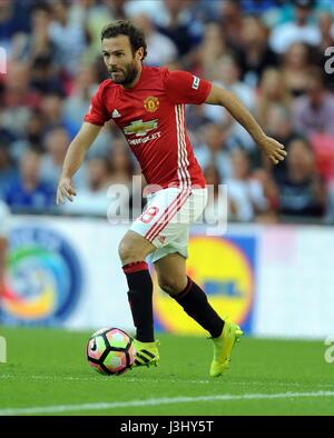 JUAN MATA DEL MANCHESTER UNITED LEICESTER CITY V MANCHESTER ONU Wembley Stadium Londra Inghilterra 07 Agosto 2016 Foto Stock