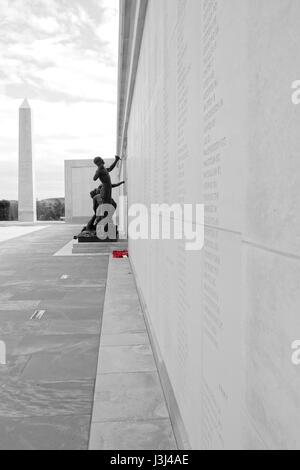 Il National Memorial Arboretum onora i caduti, riconosce di servizio e di sacrificio e promuove l'orgoglio nel nostro paese. Foto Stock