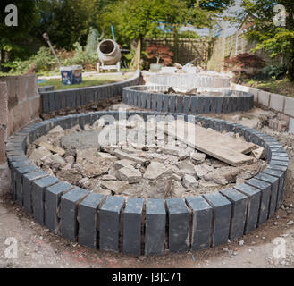 Nuova architettura del giardino e la costruzione da parte di un approvato il Marshalls contraente Foto Stock