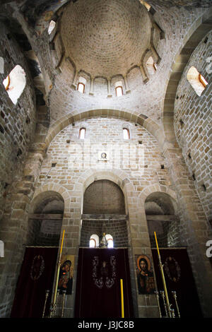 Interno della Chiesa Ortodossa Serba Monastero Djurdjevi Stupovi o San Giorgio Monastero nei pressi di Novi Pazar, Serbia bult per Grand Prince Stefan Nemanja Foto Stock