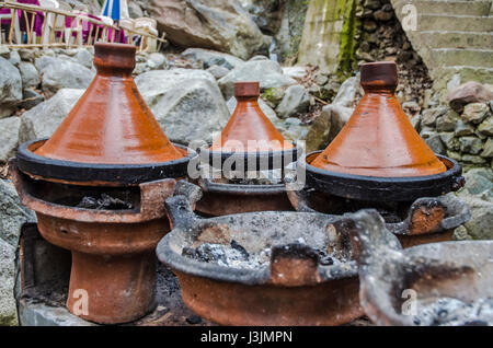 Ourika Valley Tajine pots Foto Stock