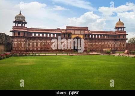 Royal Palace all'interno di agra fort agra fort costruito in mughal architettura indiano stile è stato designato come un sito patrimonio mondiale dell'UNESCO. Foto Stock