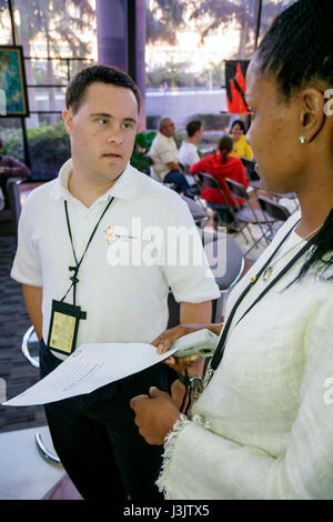 Miami Florida,City of Miami Riverside Center,centro,ricerca di progetto Miami Open house,case,studenti mentalmente sfidati,disabledal lavoro abilità Foto Stock