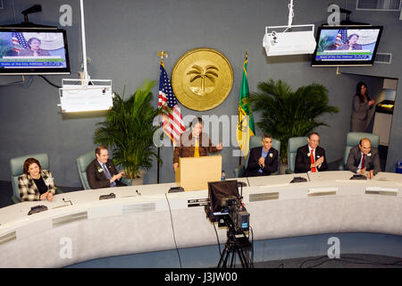 Miami Beach Florida, Municipio, edificio, Stato della città Indirizzo, Commission Chambers, sindaco Matti Herrera Bower, governo municipale, commissari, cham Foto Stock