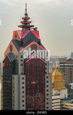 Chengdu, nella provincia del Sichuan, Cina - 26 Nov 2016: Banca di Cina costruzione vista aerea Foto Stock