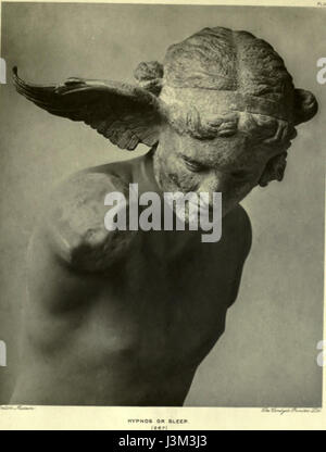 Hypnos è una statua ospitata nel British Museum, che rappresenta il dio greco del sonno. La statua è un manufatto significativo dell'antica arte greca, raffigurante il dio in una posa pacifica e riposante. Foto Stock