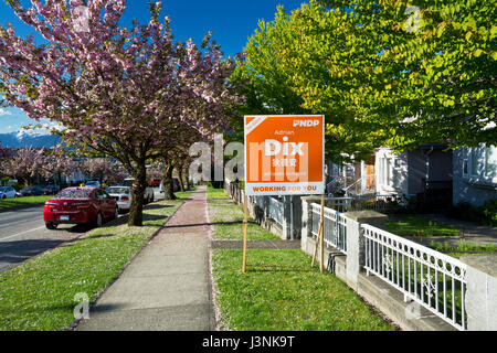 Vancouver, BC, Canada. Il 6 maggio, 2017. Segno di campagna promozione Adrian Dix, ex leader NDP e incumbant MLA nel Vancouver-Kingsway equitazione. L'elezione in British Columbia è stato il 9 maggio 2017. Credito: Maria Janicki/Alamy Foto Stock