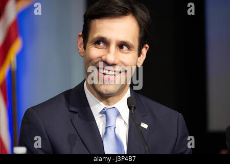 Joe Khan a Philadelphia Avvocatura Distrettuale dibattito all'WHYY Studios in Philadelphia, PA, il 27 aprile 2017. Foto Stock