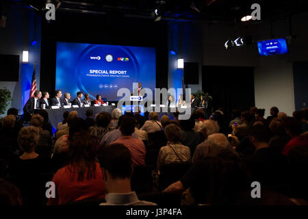 Sette candidati democratici hanno partecipato alla Philadelphia Avvocatura Distrettuale dibattito all'WHYY Studios in Philadelphia, PA, il 27 aprile 2017. Foto Stock