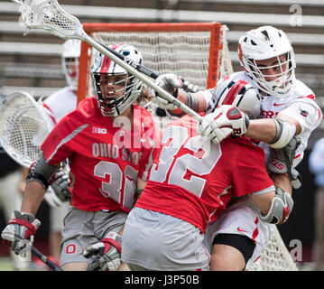 Lacrosse match tra Ohio State e Rutgers ad alto punto soluzioni Stadium di Piscataway, New Jersey Foto Stock