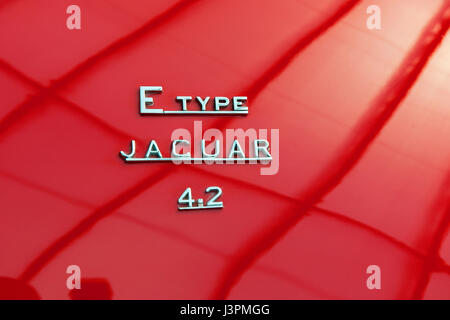 Classic scritte sulla Jaguar e tipo motore 4.2, classic car, sportscar, 1960ies, vettura inglese Foto Stock