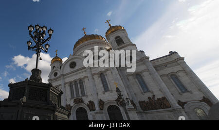 Mosca, Russia: la Cattedrale di Cristo Salvatore, il più alto cristiano ortodosso di chiesa nel mondo, a pochi isolati a sud-ovest del Cremlino Foto Stock