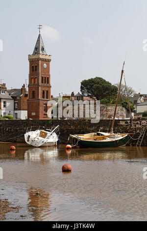 Peter's Tower Devon - Italianamente mattone di clock tower a Lympstone sul fiume Exe estuario Foto Stock