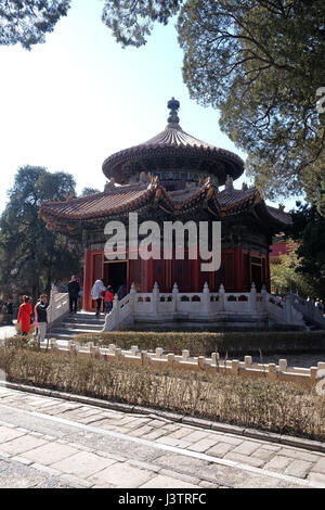 Gazebo nel Palazzo Imperiale in cantiere la Città Proibita di Pechino, Cina, 23 febbraio 2016. Foto Stock