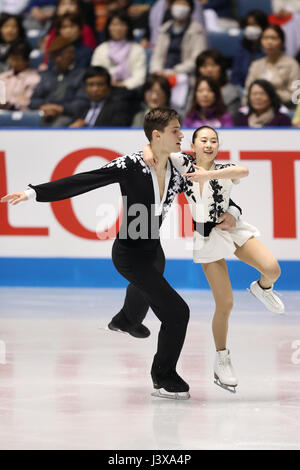 Sumire Suto & Francesco Boudreau-Audet (JPN), 21 aprile 2017 - Pattinaggio di Figura : ISU World Team Trophy 2017 coppie breve programma al 1° Yoyogi palestra, Tokyo, Giappone. (Foto di YUTAKA/AFLO SPORT) Foto Stock