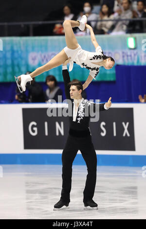 Sumire Suto & Francesco Boudreau-Audet (JPN), 21 aprile 2017 - Pattinaggio di Figura : ISU World Team Trophy 2017 coppie breve programma al 1° Yoyogi palestra, Tokyo, Giappone. (Foto di YUTAKA/AFLO SPORT) Foto Stock