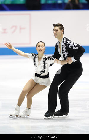 Sumire Suto & Francesco Boudreau-Audet (JPN), 21 aprile 2017 - Pattinaggio di Figura : ISU World Team Trophy 2017 coppie breve programma al 1° Yoyogi palestra, Tokyo, Giappone. (Foto di YUTAKA/AFLO SPORT) Foto Stock