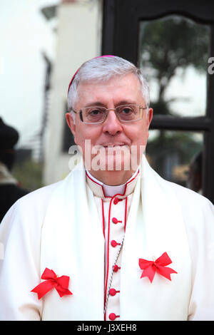 La maggior parte Rev. Giambattista Diquattro, (Nunziatura Apostolica in India), (foto Copyright © Saji Maramon) Foto Stock