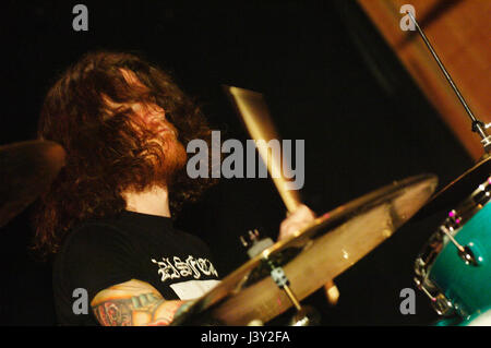 Andy Hurley dei Fall Out Boy eseguire a Hennessy artistica Evento Finale al Paramount Studios di Los Angeles, CA Foto Stock