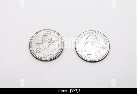 Primo piano al Texas simbolo dello stato sul Quarto di Dollaro moneta su sfondo bianco Foto Stock