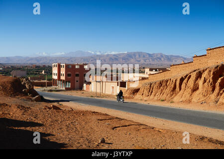 Tipico villaggio marocchino, a sud del Marocco Foto Stock