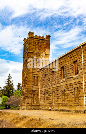 Il Benicia arsenale di clock tower building in California Benicia Foto Stock