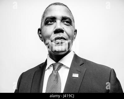 Il presidente Obama lookalike Reginald marrone da Stati Uniti, durante la sua visita a Hong Kong. Egli è la più iconica lookalike del Presidente Barack Obama. Foto Stock