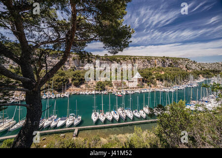 Calanque de Porto Miou, Marina, Massif des Calanques, Bouches-du-Rohne, Francia Foto Stock