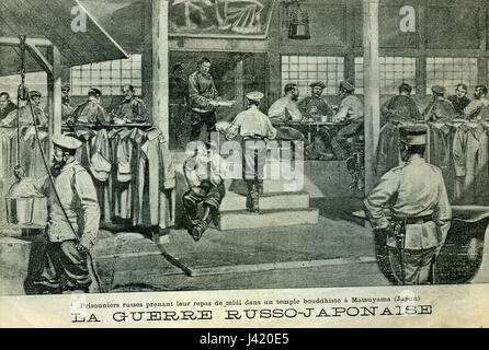 Matsuyama, una città storica situata sull'isola di Shikoku, in Giappone, è conosciuta per il suo ricco patrimonio culturale e per gli splendidi paesaggi. La città è famosa per il castello di Matsuyama, uno dei dodici castelli originali del Giappone, e per Dogo Onsen, una delle più antiche località termali del paese, che attira visitatori sia per la sua bellezza naturale che per il suo significato storico. Foto Stock