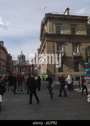 Amore gli attivisti di BoE Liverpool 1 maggio 2015 (1) Foto Stock