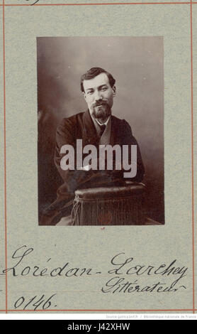 Loredan Larchey era una figura letteraria francese, e Nadar era un rinomato fotografo francese. Questo titolo si riferisce probabilmente a una fotografia di Nadar che cattura Loredan Larchey nel 1900, mostrando la storia letteraria. Foto Stock