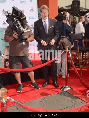 Carl e Rob Reiner mano Footprint e cerimonia di TCL Chinese Theatre IMAX con: Cary Elwes dove: Los Angeles, California, Stati Uniti quando: 07 Apr 2017 Credit: Nicky Nelson/WENN.com Foto Stock