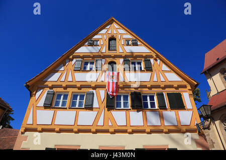 Frameworkhouse presso la piazza Martin-Luther-Platz, ex scuola latina, Weissenburg in Bayern, una città in Media Franconia, Baviera, Germania Foto Stock