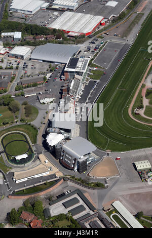 Vista aerea l'Aintree Racecourse, casa del Gran National, Liverpool, Regno Unito Foto Stock