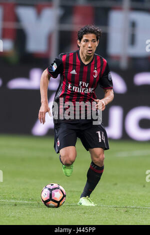 Milano, Italia. Il 7 maggio, 2017. Matias Fernandez (Milano) Calcio/Calcetto : Italiano 'Serie A' match tra AC Milan 1-4 come Roma a Stadio Giuseppe Meazza di Milano, in Italia . Credito: Maurizio Borsari/AFLO/Alamy Live News Foto Stock