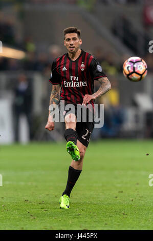 Milano, Italia. Il 7 maggio, 2017. Jose Sosa (Milano) Calcio/Calcetto : Italiano 'Serie A' match tra AC Milan 1-4 come Roma a Stadio Giuseppe Meazza di Milano, in Italia . Credito: Maurizio Borsari/AFLO/Alamy Live News Foto Stock