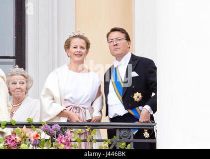 Princess Beatrix , Principessa Giovanna e il Principe Constantijn dei Paesi Bassi al balcone del Palazzo Reale di Oslo, il 9 maggio 2017, in occasione della celebrazione del re Harald e la regina Sonja'ottantesimo compleanno foto : Albert Nieboer / Paesi Bassi / point de vue fuori Olanda Out point de vue · nessun filo servizio · foto: Patrick van Katwijk/Olandese Photo Press/dpa Foto Stock