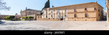 Il Parador hotel e Municipio di Ubeda, Vazquez Molina Square, Jaen, Spagna Foto Stock