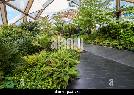 Luogo Crossrail roof garden a Canary Wharf, Londra England Regno Unito Regno Unito Foto Stock